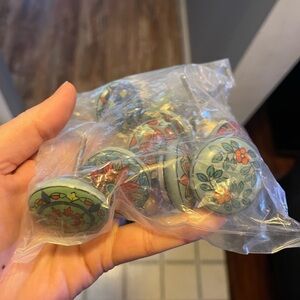 10 Hand Painted Ceramic Knobs - NEW